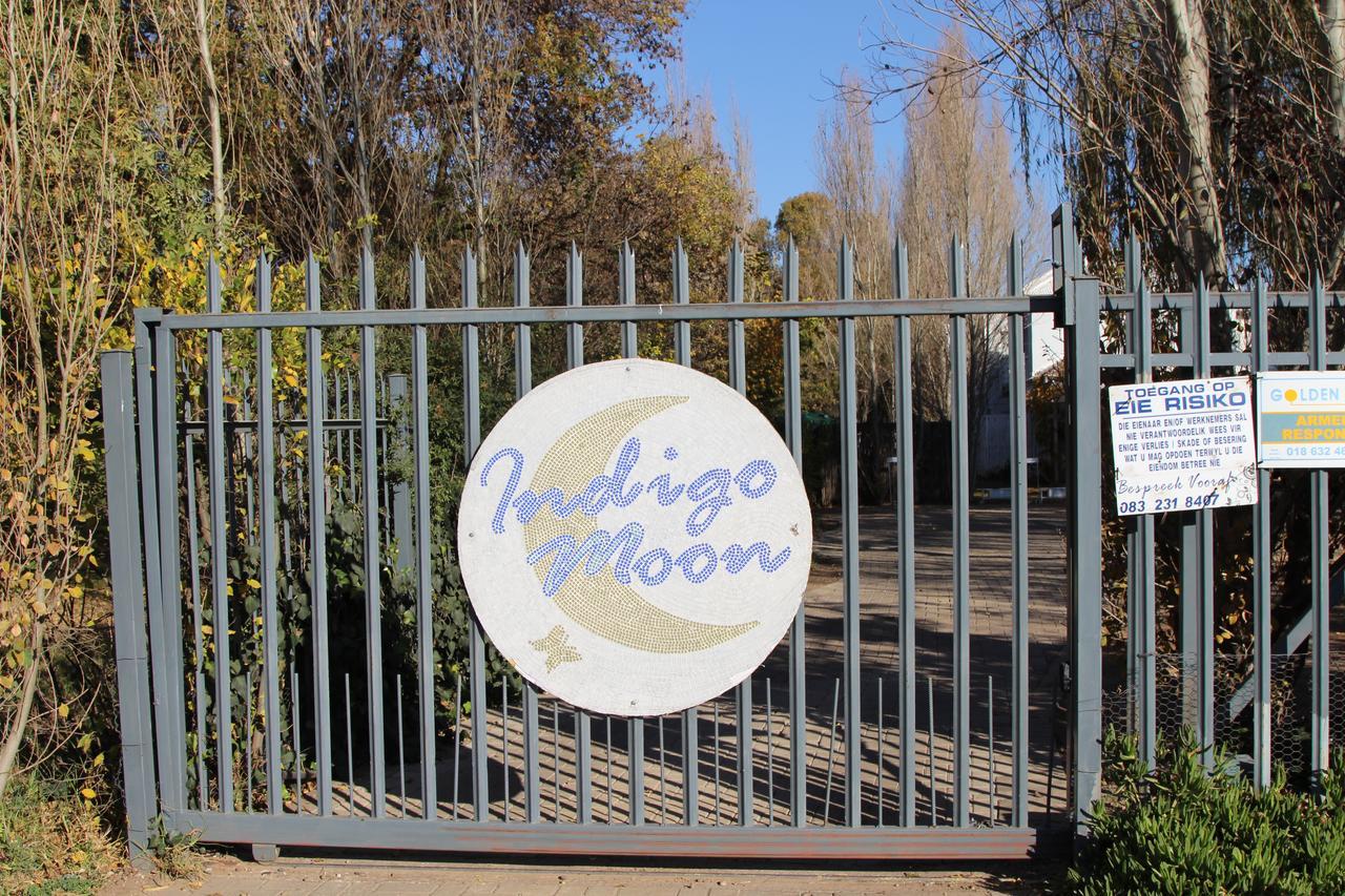 Indigo Moon Guesthouse Lichtenburg Bagian luar foto